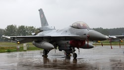 Ein Kampfflugzeug der polnischen Luftwaffe.