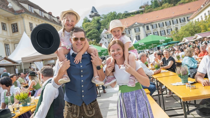 Tolle Stimmung am Karmeliterplatz.