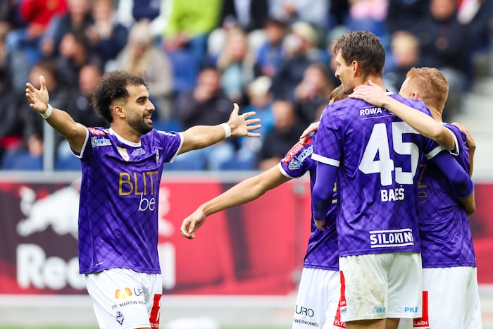 Denizcan Cosgun (li.) traf zum 2:0 für die Austria.