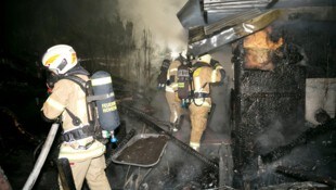 65 Feuerwehrler waren am Samstagabend im Einsatz.