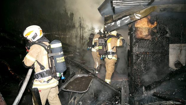65 Feuerwehrler waren am Samstagabend im Einsatz.