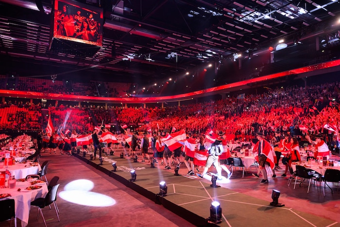 Die spektakuläre Szenerie in der Halle in Dänemark