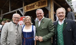 Eröffneten den „Krone“-Frühschoppen: Chefredakteur Klaus Herrmann, Vizebürgermeisterin Judith ...