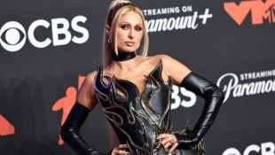 Paris Hilton ist als findige Geschäftsfrau bekannt, mit ihrem akuellen Beauty-Tool hat sich das ...