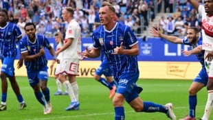 Blau-Weiß Linz besiegte den Grazer AK.