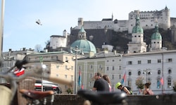 Die Staatsbrücke ist seit sechs Uhr komplett gesperrt.