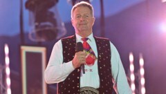 Norbert Rier kämpft mit gesundheitlichen Problemen! Nach einem Leistenbruch hatte er jetzt auch ...