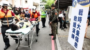 Übung einer Massenevakuierung beim jährlichen „Han Kuang“-Militärmanöver in Taipeh