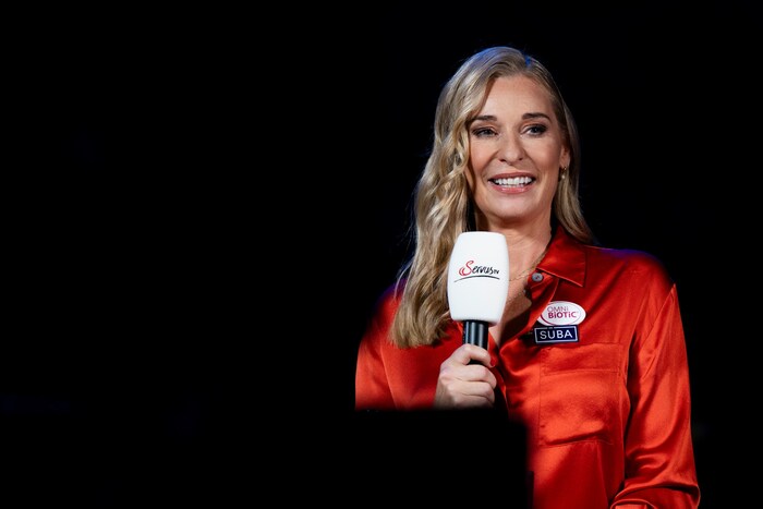 Ex-Profi und Tennis-Expertin Barbara Schett berichtet kompetent von den Erste Bank Open in der ...