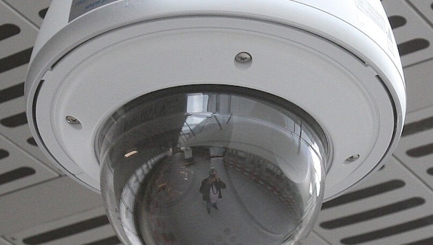 Die Überwachungskamera entlarvte den Gauner zweifelsfrei