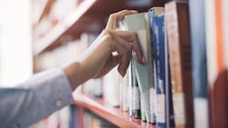 Die Weiterbildungszeit als effektiveres Nachfolgemodell für die Bildungskarenz ab 2026 ist nun ...