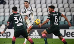 Crotone spielte 2021 noch gegen Cristiano Ronaldo (Juventus Turin) in der Serie A.