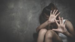 Zwei Burschen vergingen sich in einem Keller im 20. Bezirk an einem 17-jährigem Mädchen.