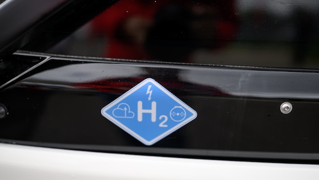 Wirtschaftsminister Wolfgang Hattmannsdorfer plant: „Wettbewerbsfähig mit Wasserstoff-Offensive“