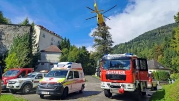 Der Mann wurde mit dem Rettungshubschrauber C7 ins UKH Klagenfurt geflogen.