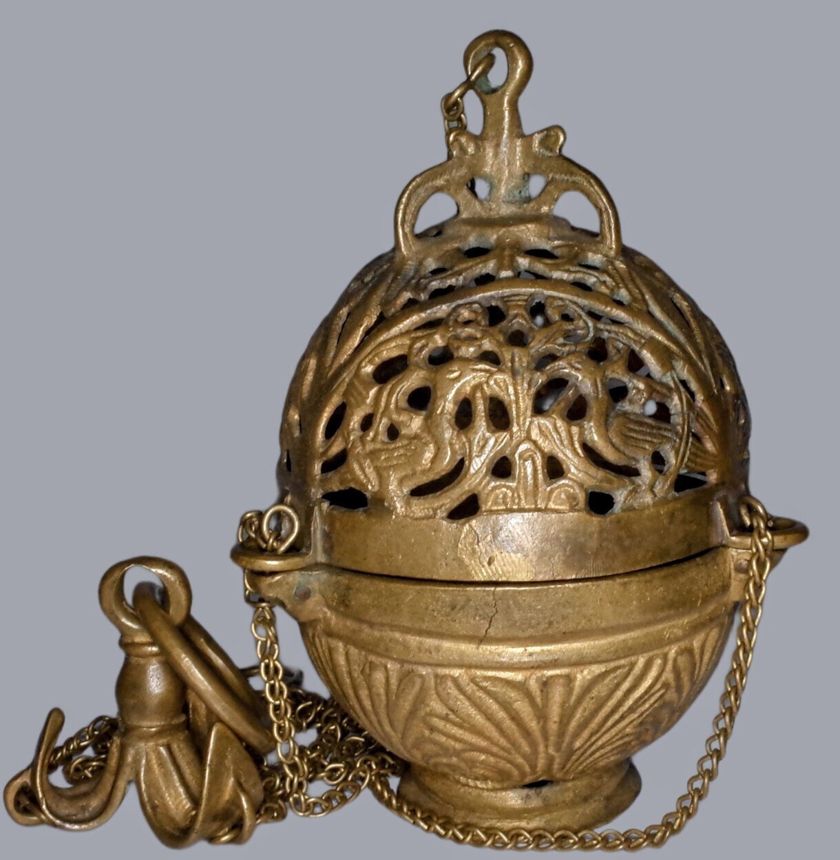 Das romanische Weihrauchfass aus dem Jauntal.