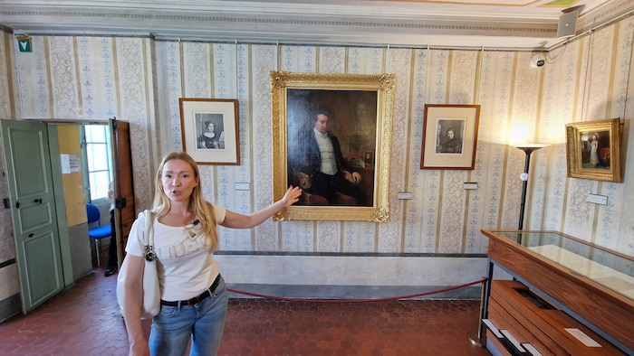 Anna Moretti führt durch Napoleons Geburtshaus.