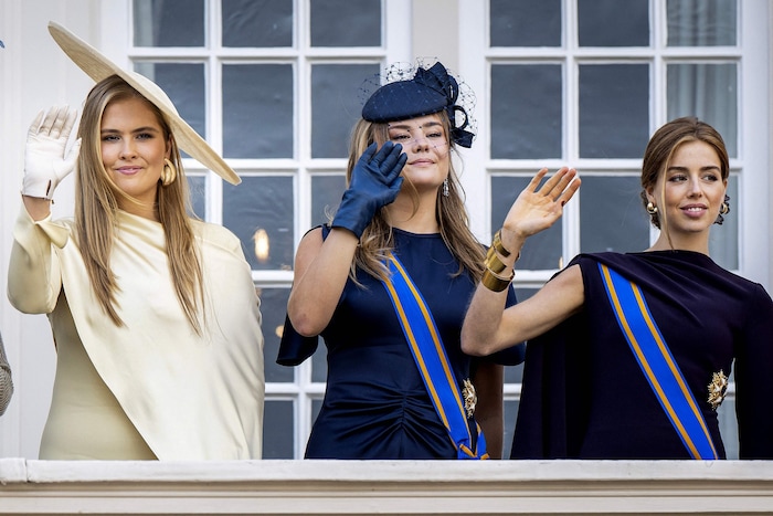 Prinzessin Ariane mit ihren Schwestern, Kronprinzessin Amalia und Prinzessin Alexia