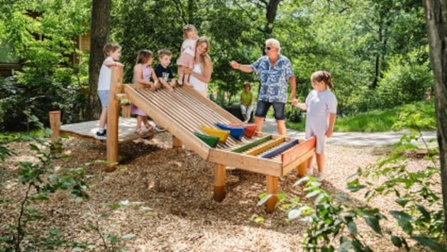 Abwechslungsreiche Unterhaltung kann man in der Gartenanlage der Amethystwelt in Maissau ...