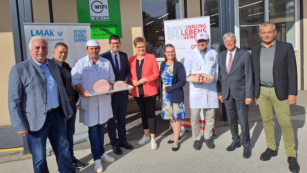 Fleischerbundesinnungsmeister Raimund Plautz (ganz links) und Kärntens ...