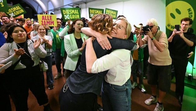 Die Grünen (Bild stammt vom Wiener Wahlkampffinale Ende April) dürfen sich über einen ...
