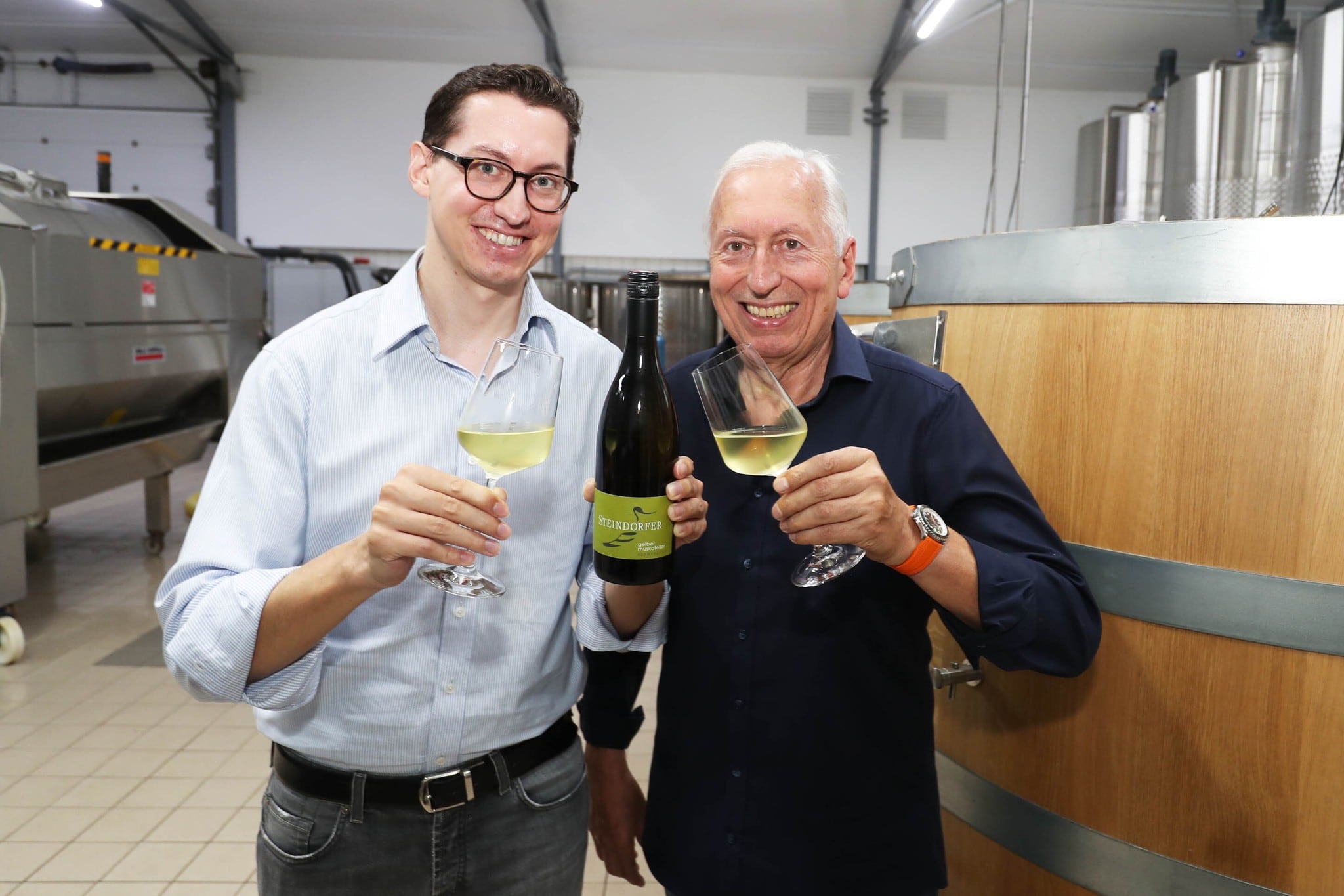 Weingut Steindorfer mit seinem Gelben Muskateller „Premium“.