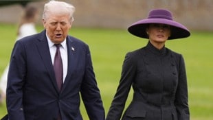 Melania Trump sorgt mit ihrem Outfit für Diskussionen. War dieser Hut ein modischer Hingucker ...