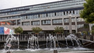 Die Sparbemühungen des Landes zeigen erste Erfolge.