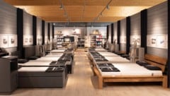 Ein weltweit aktiver großer Einrichtungsdiskonter will den Platzhirschen jetzt Marktanteile ...