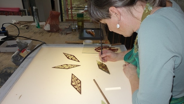 Durch Hagel kam es zu 378 Brüchen an Bleifenstern der Vier-Evangelisten-Kirche in Arriach. Ab ...