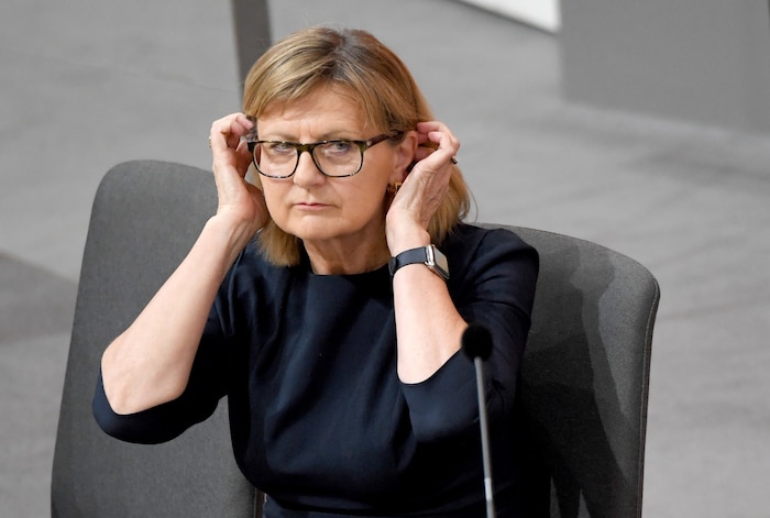 Maria Patek war während der Expertenregierung unter Brigitte Bierlein Ministerin für ...