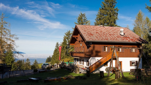 Die Halleiner Hütte in Adnet.
