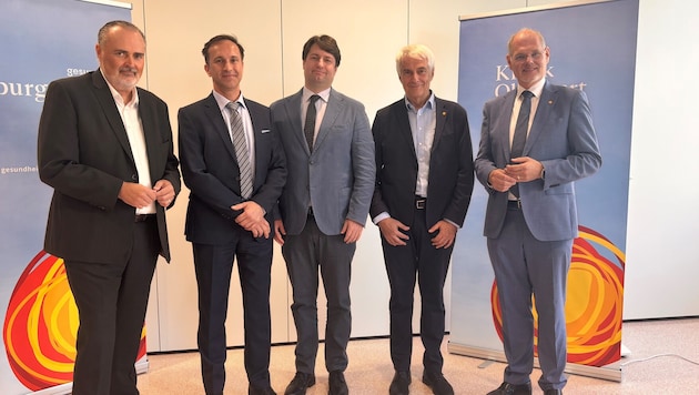 LH Doskozil, Prof. DDr. Feigl, Dr. Staribacher, Univ.-Prof. Kriwanek und kaufm. GF Öller bei der ...