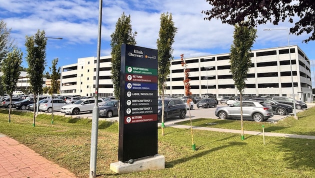 830 Stellplätze gibt es im Parkhaus und den Freiflächen der Klinik. Zu wenig für Besucher und ...