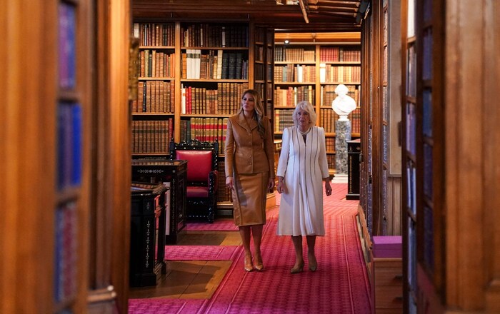 Melania Trump besuchte gemeinsam mit Königin Camilla die Königliche Bibliothek.