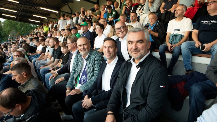 Doskozil, Zink und Rosner inmitten der mehr als 6000 Fans auf der Tribüne: Viel Applaus ernteten ...