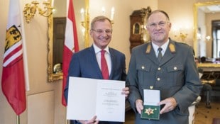 Für seine Verdienste erhielt Kurt Raffetseder im Jahr 2019 von LH Thomas Stelzer das „Goldene ...