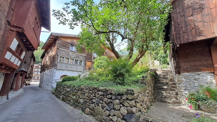 Spaziergang durch die Gassen von Werdenberg.