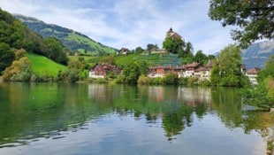 Idyllisch am gleichnamigen See liegt Werdenberg im Schweizer Kanton St. Gallen. 