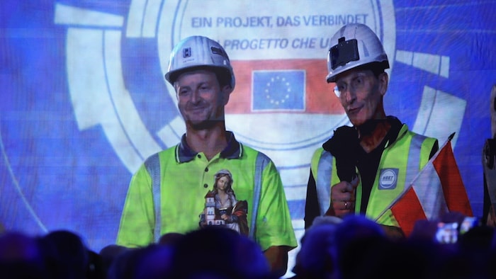 Die Freude war auch bei den Mitarbeitenden auf der österreichischen Seite groß.