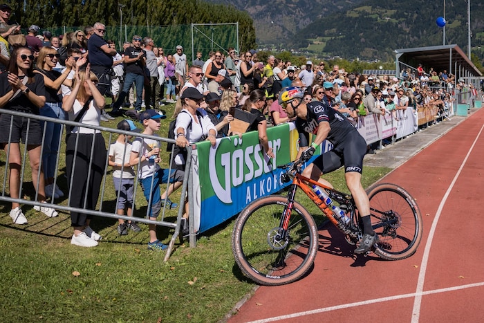 Snowboarder Benjamin Karl also loves cycling.