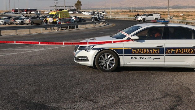 Die Rettungskräfte berichteten von zwei Todesopfern.