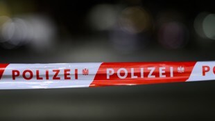 Gegen den mutmaßlichen Schützen lag ein Waffenverbot vor. Schon vor dem tödlichen Angriff gab es ...