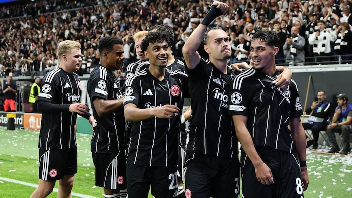 Eintracht Frankfurt überrollte Galatasaray Istanbul.