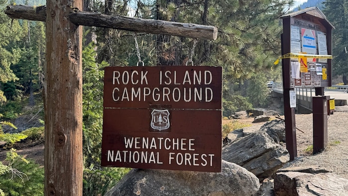 Decker hatte die drei Mädchen vor dreieinhalb Monaten in der Nähe eines Campingplatzes in ...