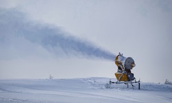 Schneekanonen spielen im Wintertourismus eine immer größere Rolle.  