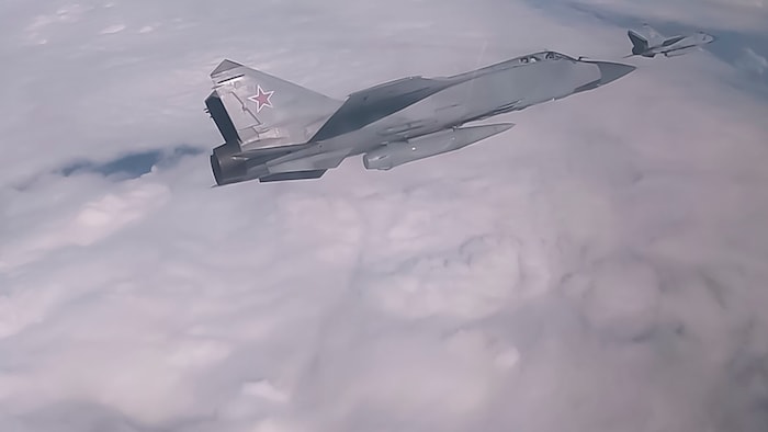 Zwei russische MiG-31 während der Großübung „Sapad 2025“