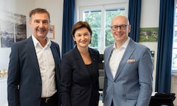Das künftige blaue Regierungsteam: Zauner, Svazek, Fürweger.