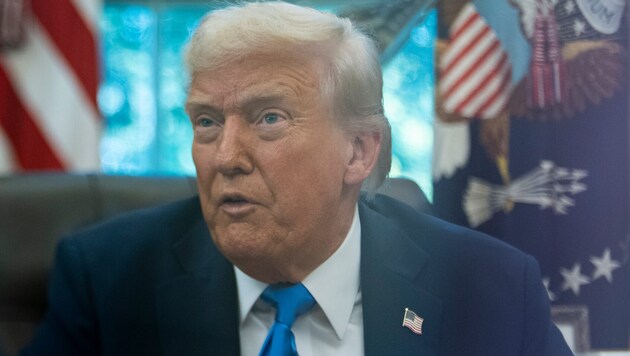 Laut US-Präsident Donald Trump stand das Boot in Verbindung mit einer „terroristischen ...