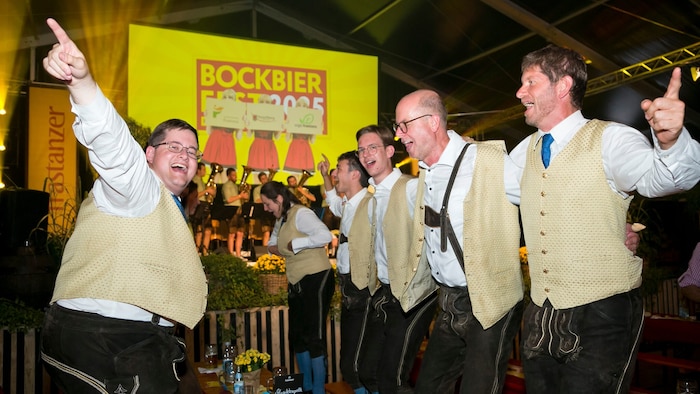 Gesungen und getanzt wurde unter anderem von „Lesanka“ und „igspielt“.